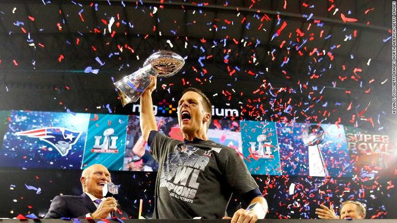 Patriots force first Superbowl overtime in history