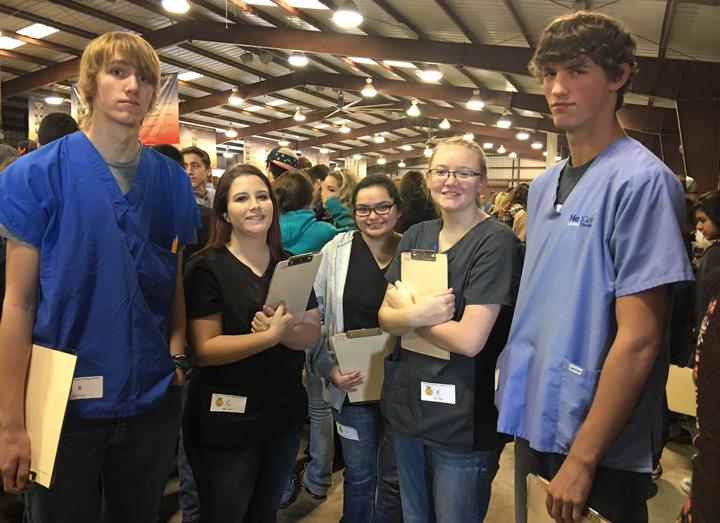 The Vet students get ready to compete in their first invitational of the spring.