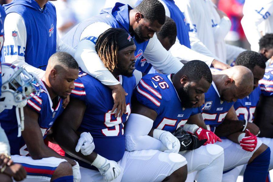 Players taking a stand during national anthem promote free speech