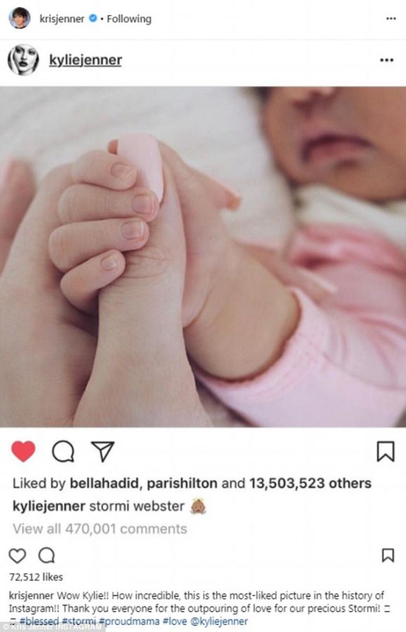 Kylies baby takes Internet by storm